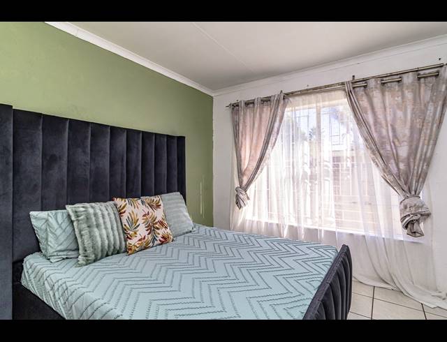 2 BEDROOM HOUSE FOR SALE IN CRESSLAWN